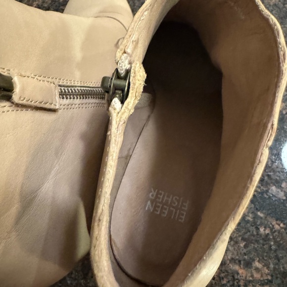 Eileen Fisher supple, crany leather ankle boots. - Picture 6 of 10